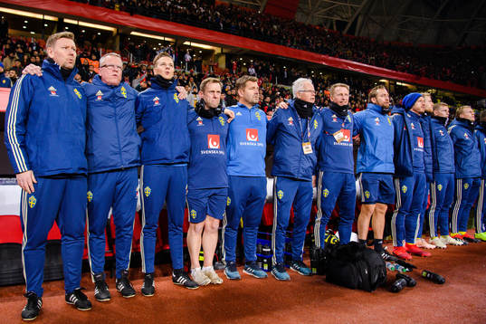 Players of Sweden with head coach Janne Andersson and