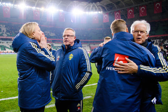 Team manager Stefan Pettersson and head coach Janne