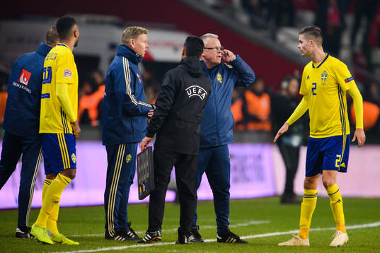 Isaac Kiese Thelin, assistant coach Peter Wettergren, head
