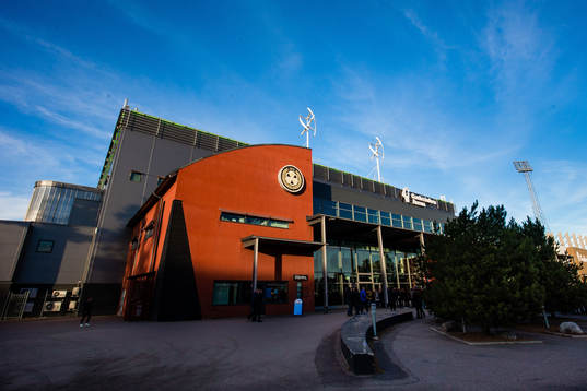 Exteriör av Gavlerinken Arena innan ishockeymatchen i SHL