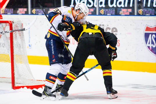 Brynäs Joel Kellman och Djurgårdens Jesper Pettersson