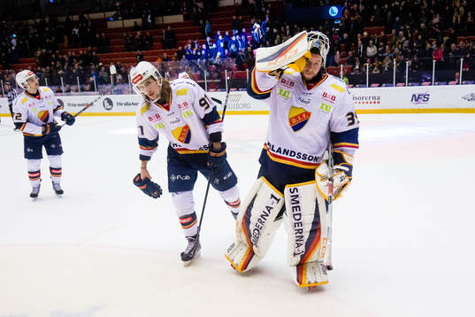 Djurgårdens målvakt Adam Reideborn och Axel Jonsson
