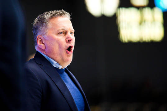 s assisterande tränare Stephan Lundh