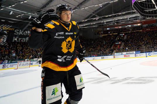 Skellefteås Albin Eriksson jublar