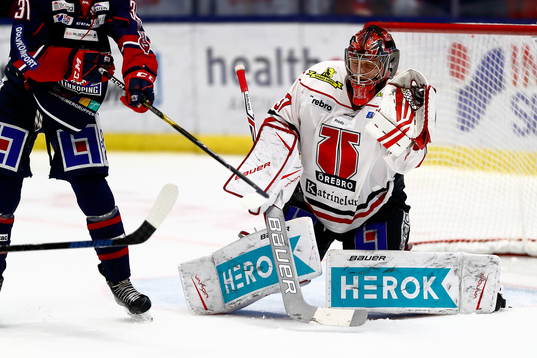 Örebros Örebros målvakt Eero Kilpeläinen