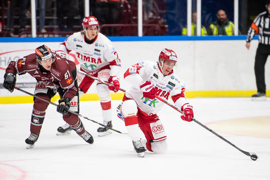 Malmö Redhawks Emil Sylvegård  och Timrås Andreas