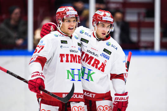 Timrås Rickard Palmberg jublar med Anton Wedin