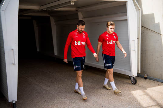 Martin Linnes and Jonas Svensson of Norway