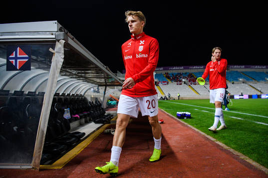 Sander Berge and Martin Ødegaard of Norway