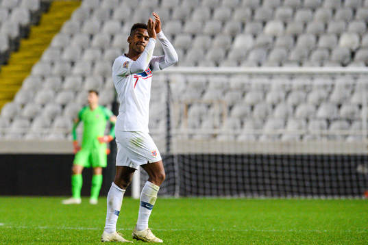 Ola Kamara of Norway thanks the supporters when leaving the