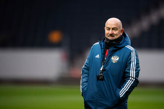 Head coach Stanislav Cherchesov of Russia