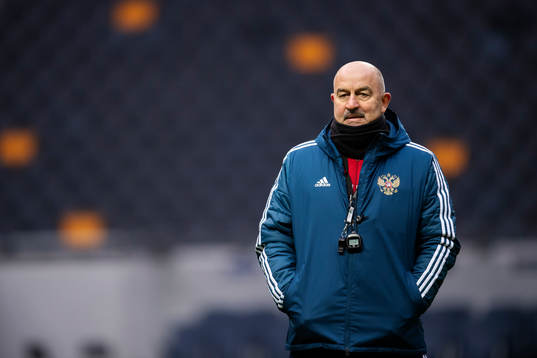 Head coach Stanislav Cherchesov of Russia