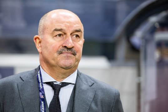 Head coach Stanislav Cherchesov of Russia