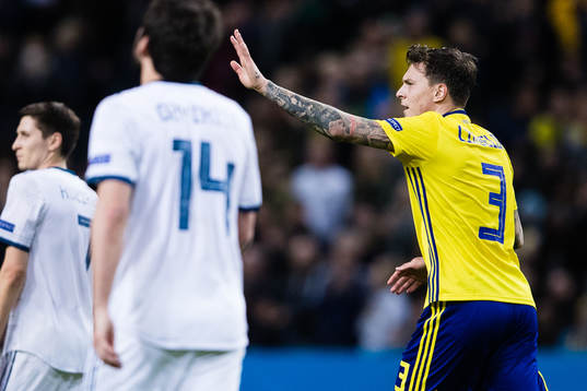 Victor Nilsson Lindelöf of Sweden celebrates