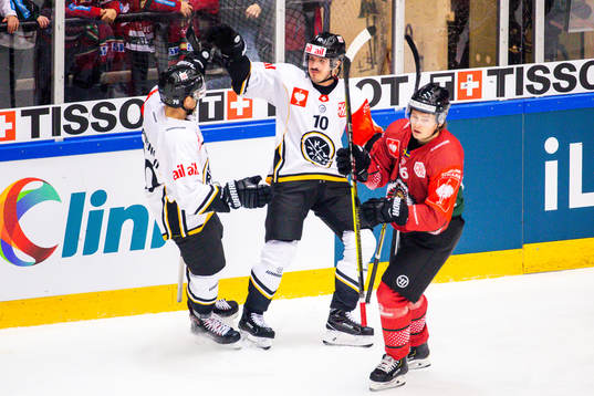 Alessio Bertaggia of Lugano celebrates