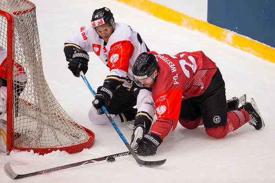Jani Lajunen of Lugano and Ponthus Westerholm of Frölunda
