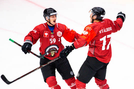 Sebastian Stålberg and Simon Hjalmarsson of Frölunda