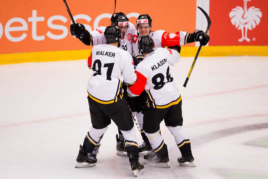 Raffaele Sannitz of Lugano celebrates scoring 3-4  with