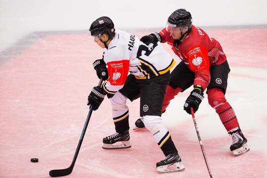 Henrik Haapala and Linus Fagemo of Frölunda