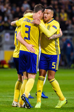 Martin Olsson and Victor Nilsson Lindelöf of Sweden