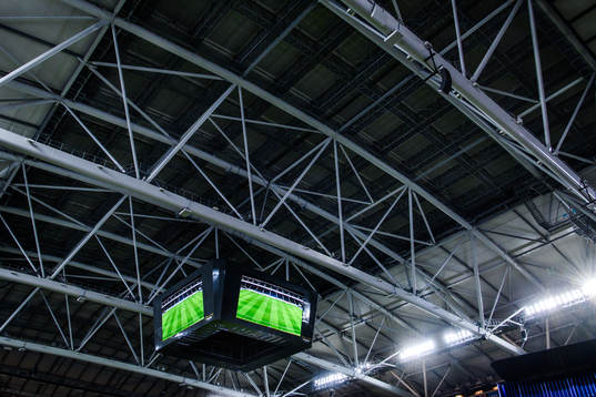 Closed roof over the pitch
