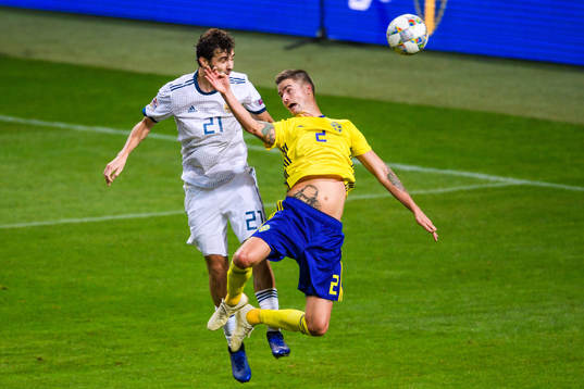 Aleksandr Erokhin of Russia and Mikael Lustig of Sweden