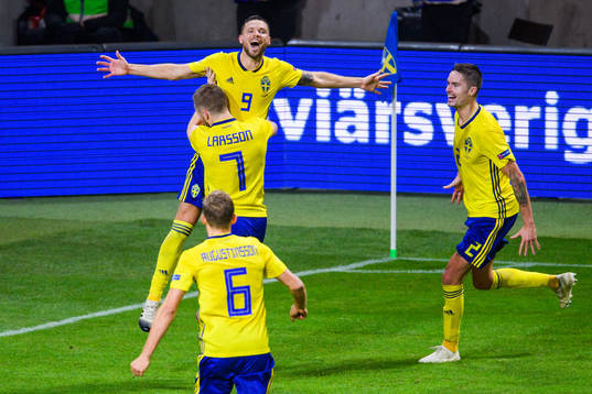 Bläddra bland fler bilder av Football, Nations League, Sweden - Russia