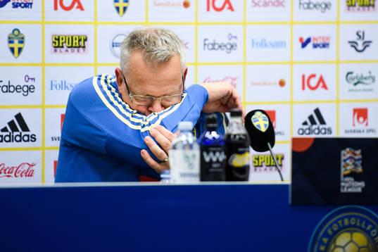 head coach Janne Andersson of Sweden