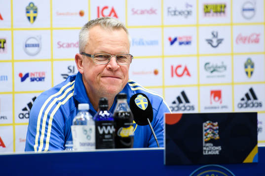head coach Janne Andersson of Sweden