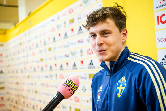 Victor Nilsson Lindelöf  of Sweden