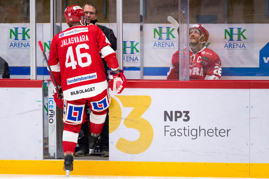 Timrås Janne Jalasvaara och Hampus Larsson blir utvisade