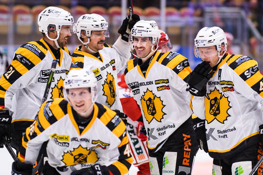 Skellefteås spelare jublar