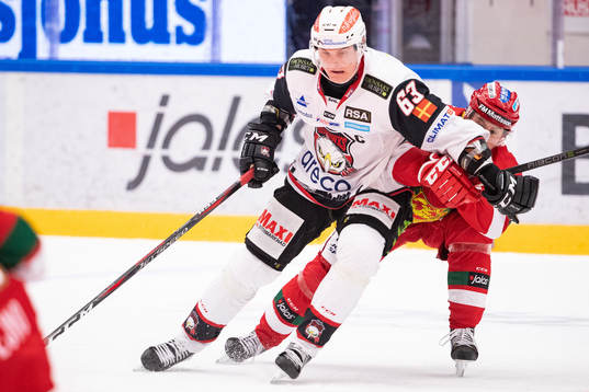 Malmö Redhawks Fredrik Händemark och Moras Robin Johansson