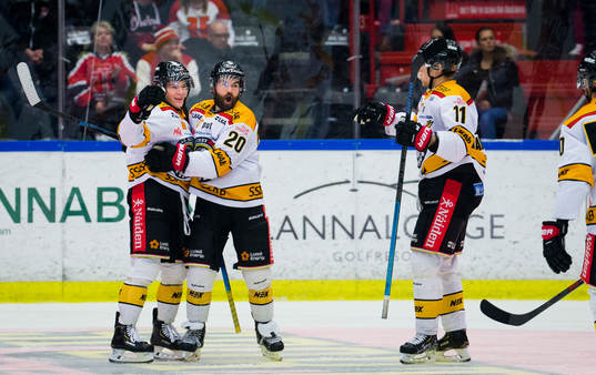 Luleås Jack Connolly gör 1-2 och jublar