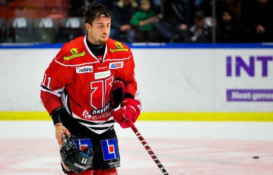 Örebros Aaron Palushaj blöder och deppar