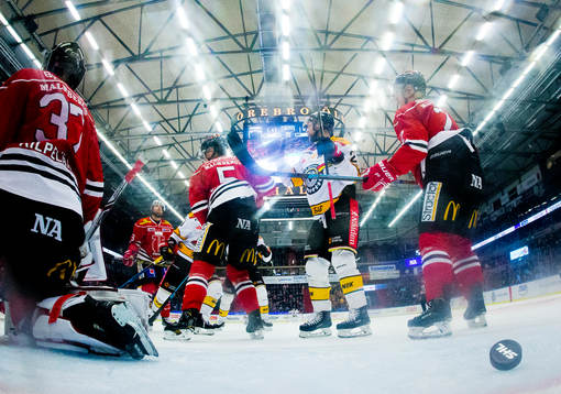Luleås Johan Harju jublar vid 1-2 målet