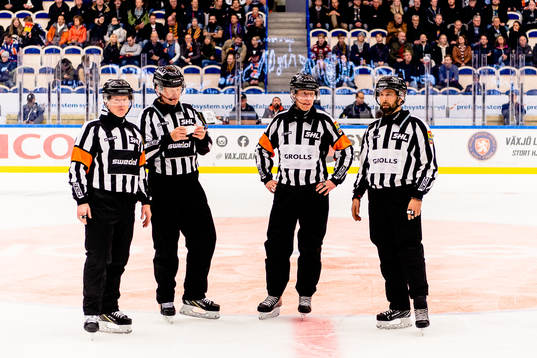 Domare Pehr Claesson och Mikael Holm