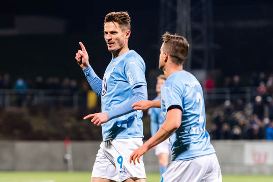 Malmö FFs Markus Rosenberg jublar med Eric Larsson