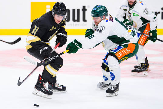 Frölundas Samuel Fagemo och Färjestads Mikael Wikstrand