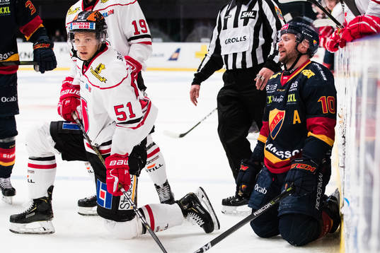 Örebros Kristian Näkyvä och Djurgårdens Niclas Bergfors