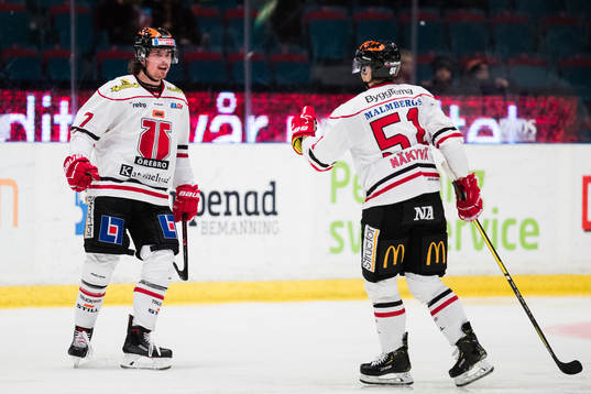 Örebros Marcus Björk jublar