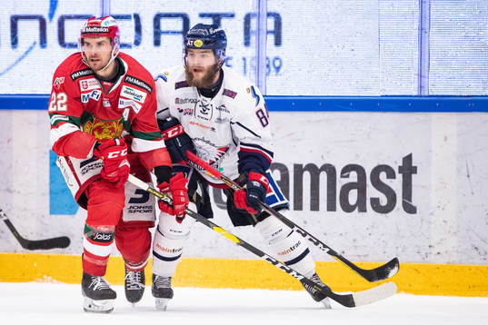 Moras Matt Bailey och Linköpings Jimmy Andersson