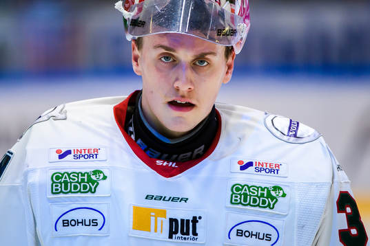 Frölundas målvakt Johan Mattsson deppar