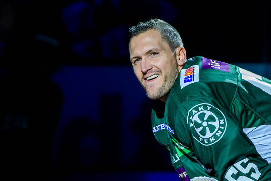 Färjestads Ole-Kristian Tollefsen tackas av och får åka