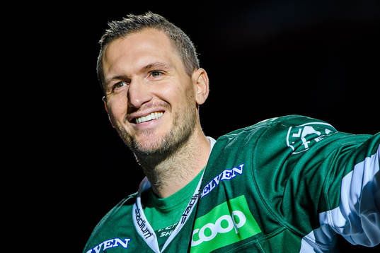 Färjestads Ole-Kristian Tollefsen tackas av och får åka
