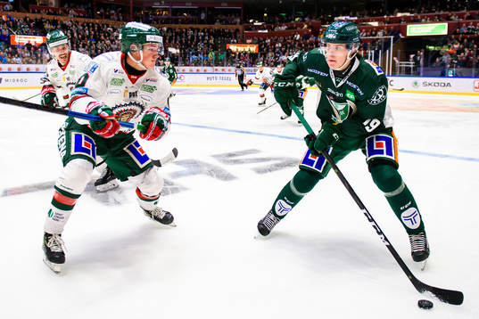 Frölundas Gustav Lindström och Färjestads Carl Jakobsson