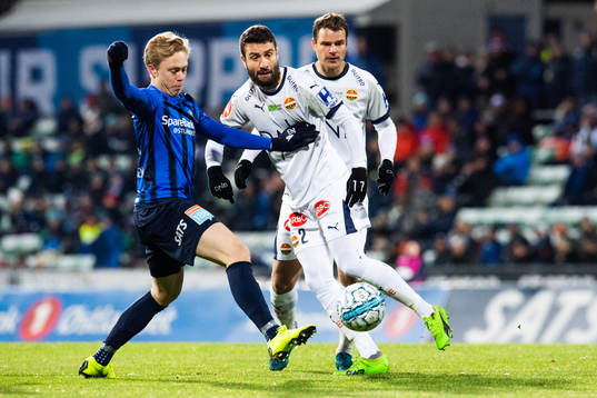 Ola Brynhildsen of Stabæk and Mounir Hamoud of