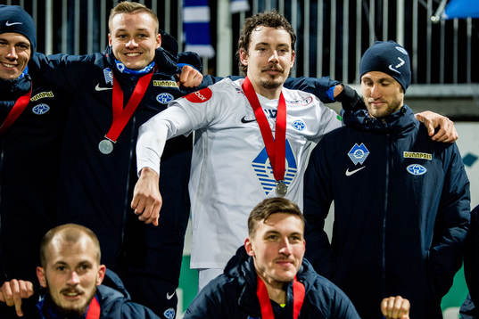 Vegard Forren of Molde with the silver medal