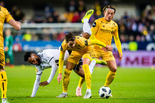 Samuel Adeniyi Adegbenro of Rosenborg and Håkon Evjen of