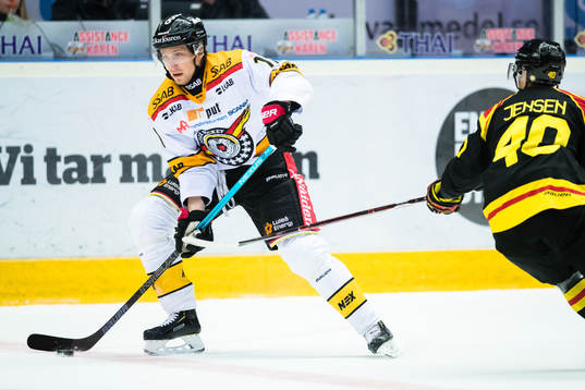 Luleås Petter Emanuelsson och Brynäs Jesper Jensen